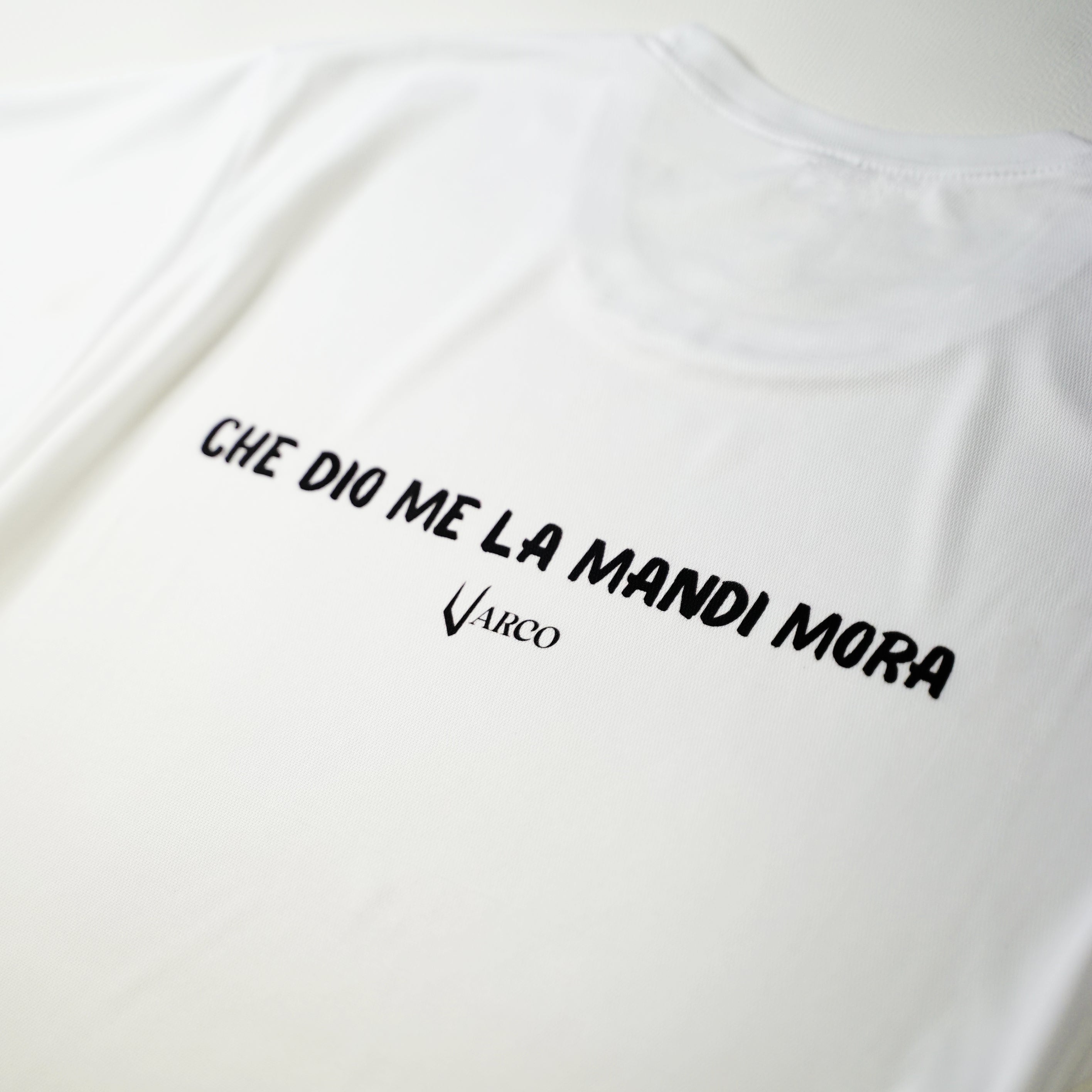Che Dio me la mandi mora Tee