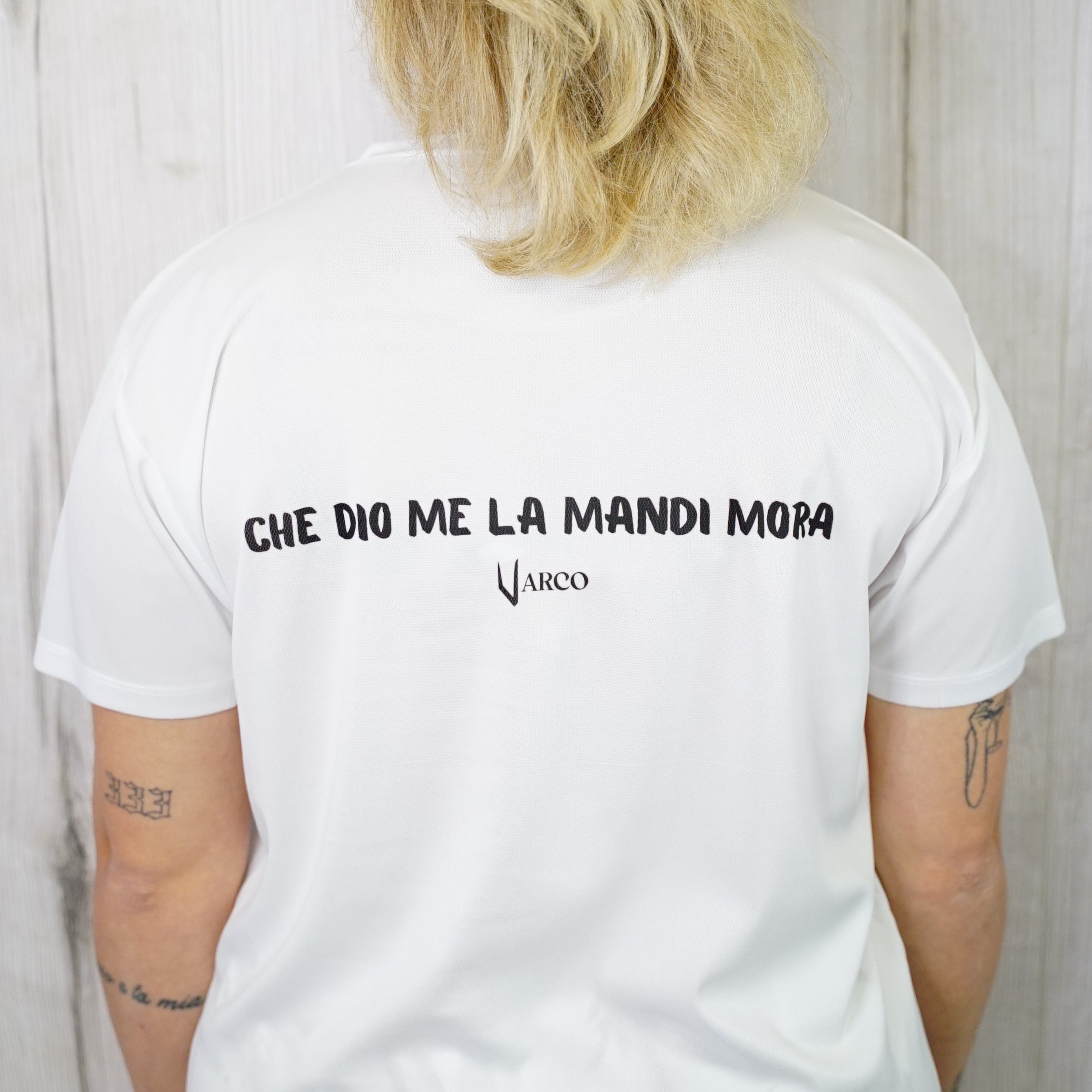 Che Dio me la mandi mora Tee