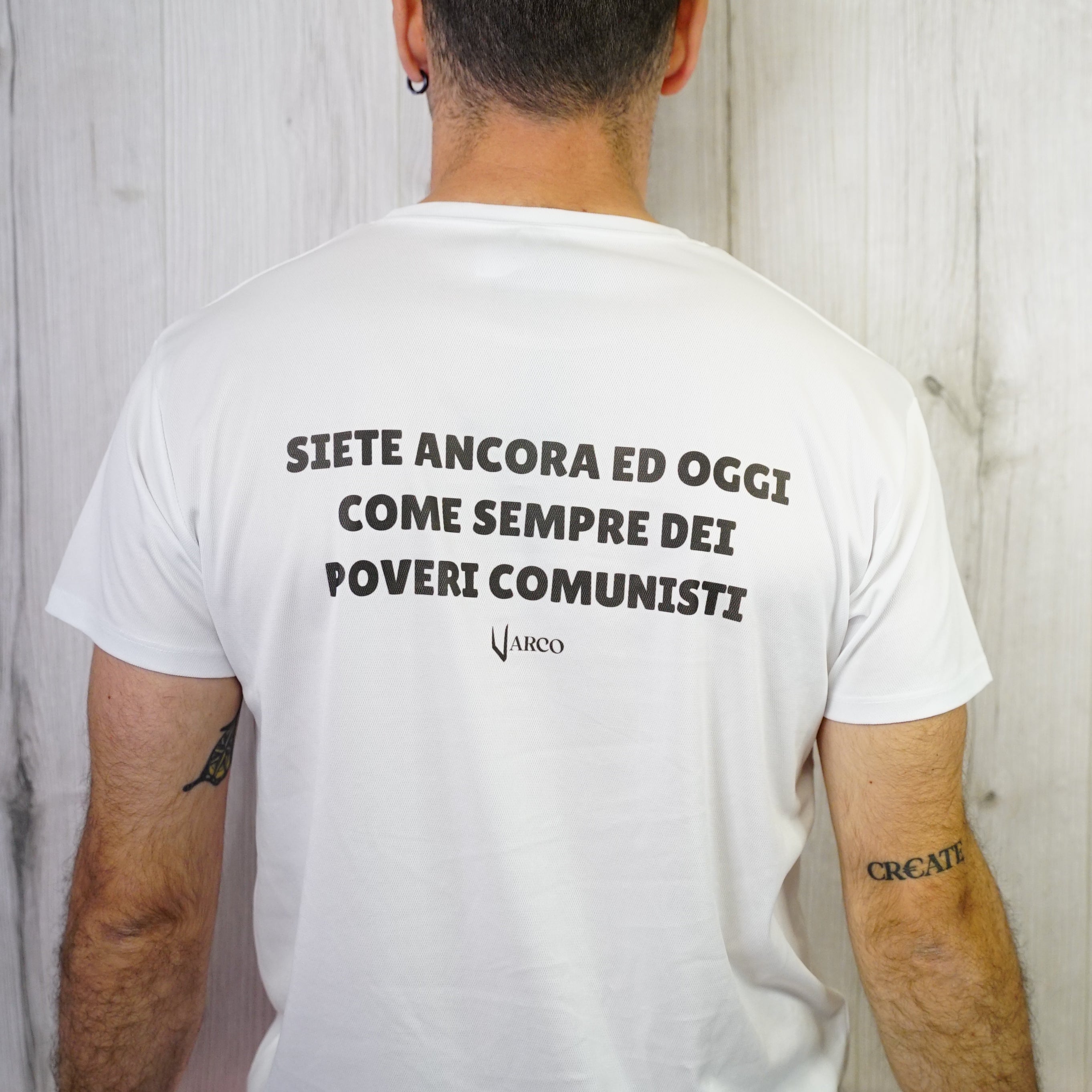 Poveri comunisti Tee